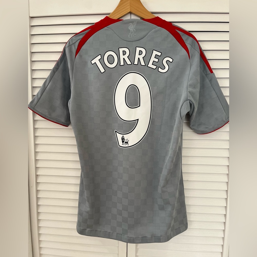 Liverpool Torres soccer jersey